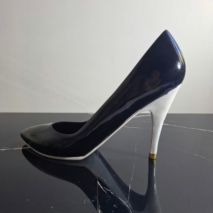 Œuvre d'Art - CHAUSSURE DIOR (3/5) - Noir et blanc  - 28 cm
